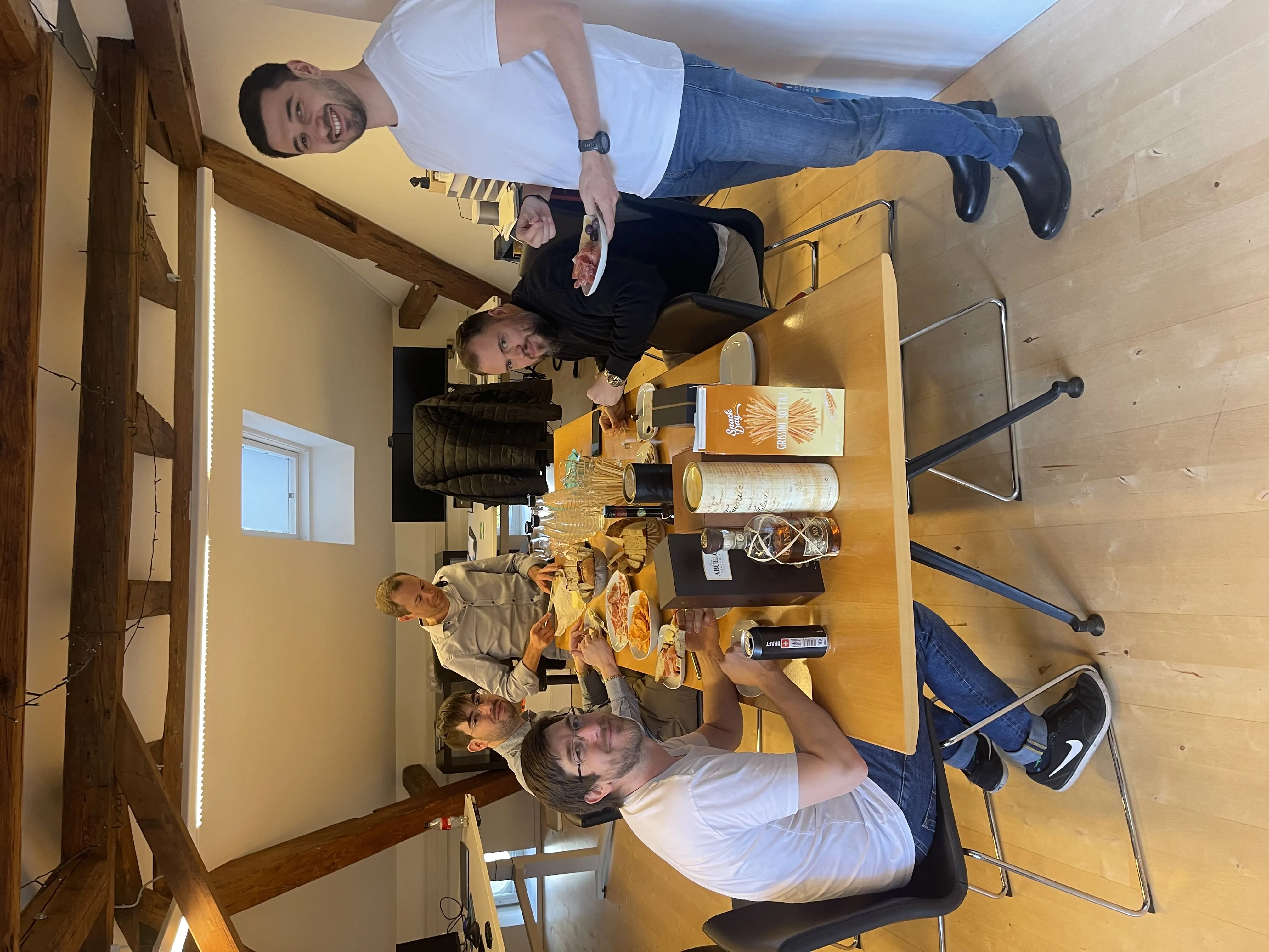 Previse Having Lunch tgt